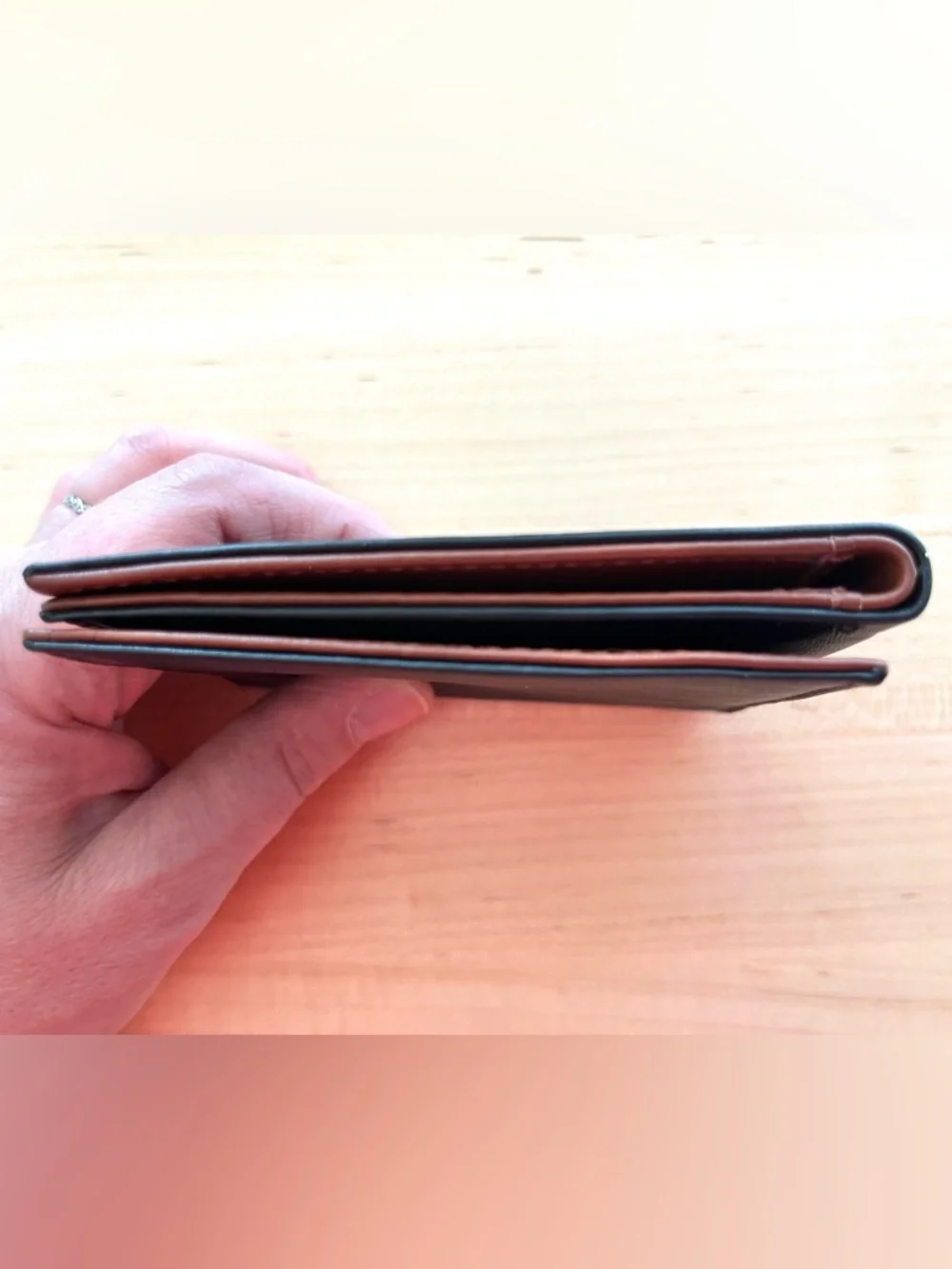 kangaROOS Black Kangaroo Leather Wallet